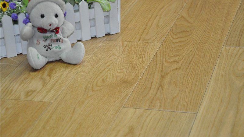 小标题：免漆板安装的重要性